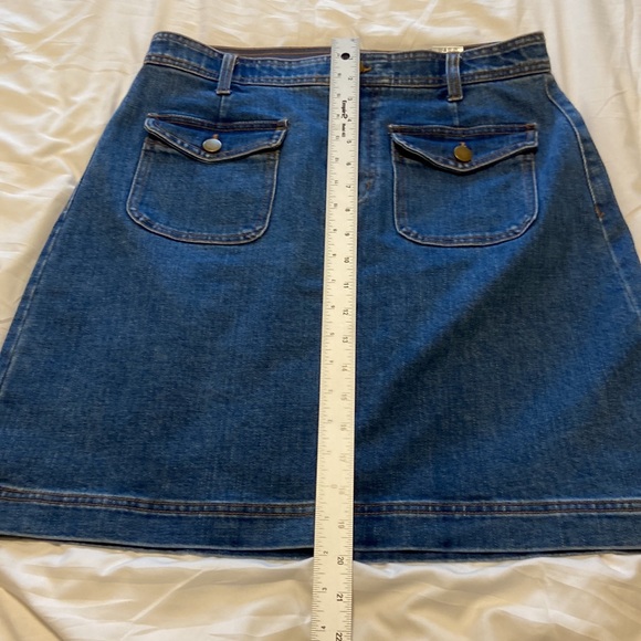 Draper James Denim Skirt Sz 12 Blue A-Line Front Pocket Classic Preppy - Picture 7 of 11